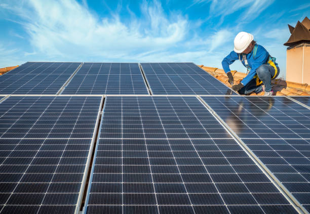 Best Roof Maintenance and Cleaning  in University City, MO